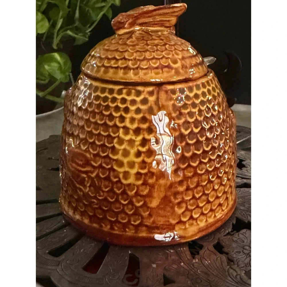 Cherokee Pottery Honey Pot Beehive Jar Bee Finial Brown Glazed Signed